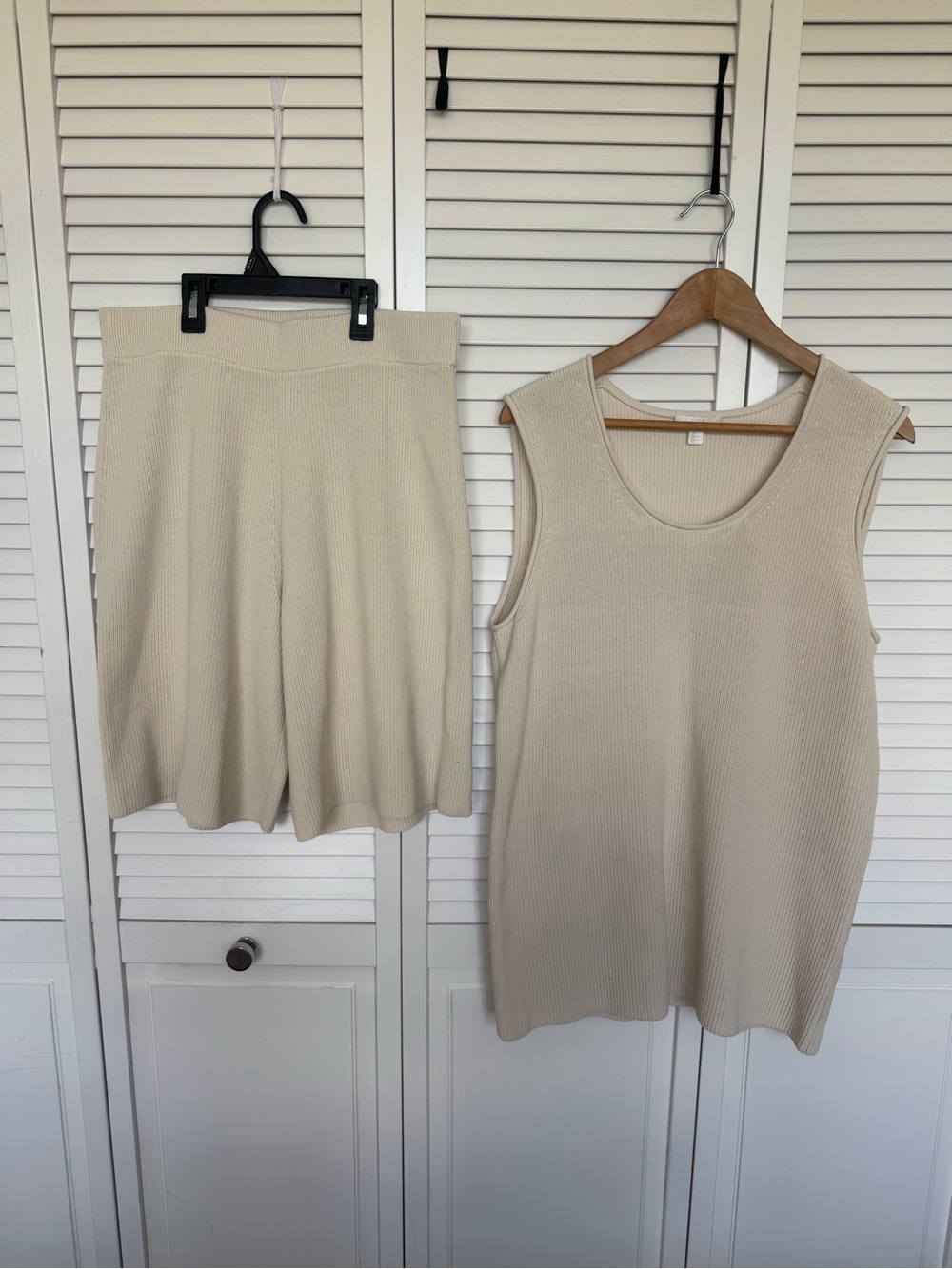 COS Cream Ribbed Tank Top and Shorts Set - Picture 2 of 6
